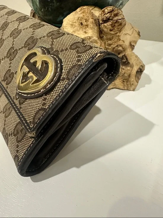 Gucci Guccisima Heart Logo Continental Wallet/Wallet on Chain With Cards - Picture 7 of 8